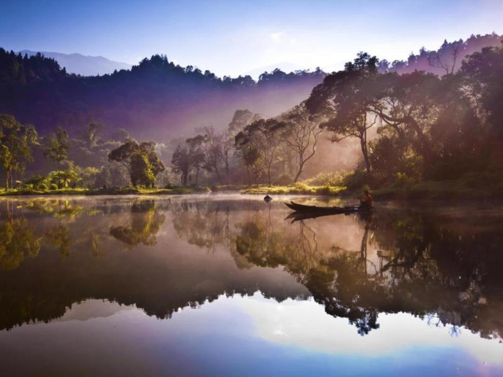 Augusta Sukabumi Hotel Kültér fotó