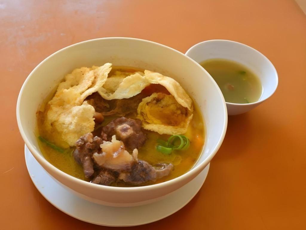 Augusta Sukabumi Hotel Kültér fotó