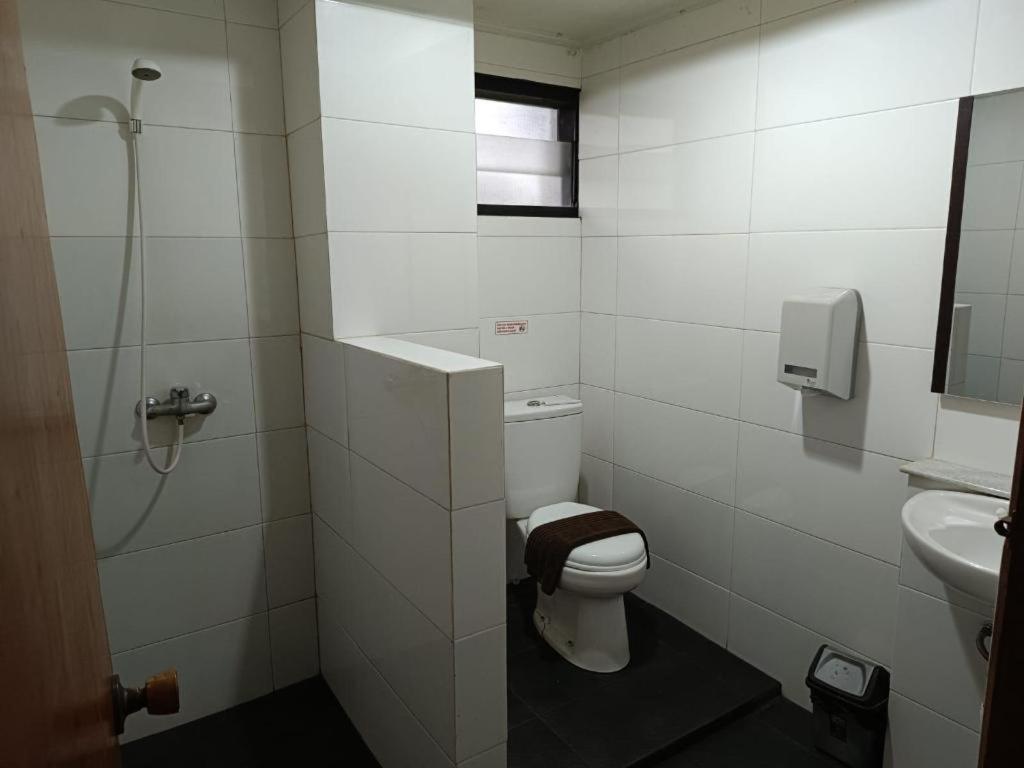 Augusta Sukabumi Hotel Kültér fotó
